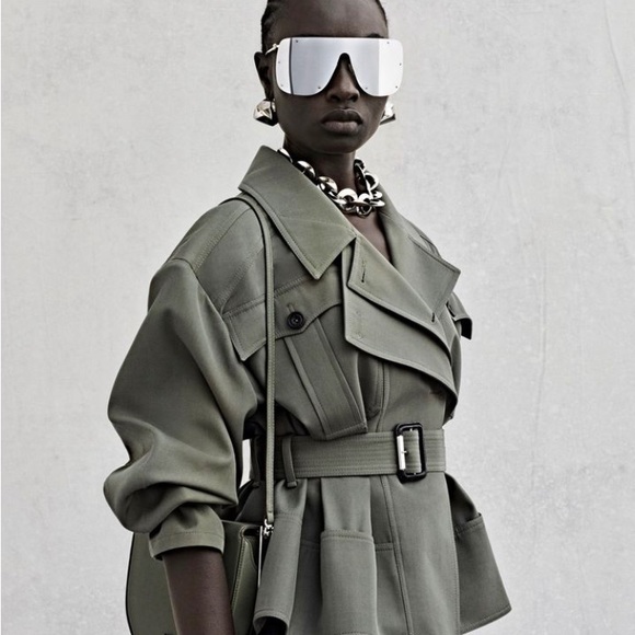 Meet your Posher, Raya - Picture 7 of 9